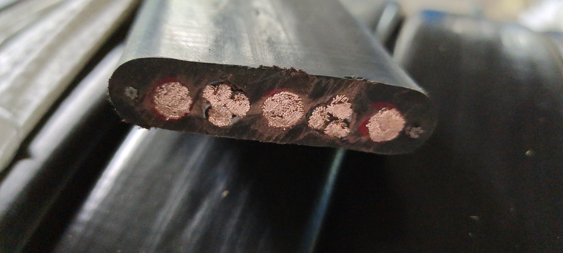 安徽萬邦特種電纜有限公司，礦物電纜，BTTZ BTTQ  HFTGB 亦稱HFT